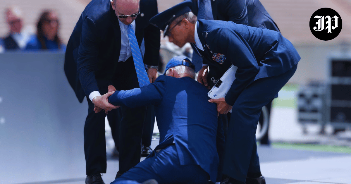 President Biden falls During Air Force Academy Graduation